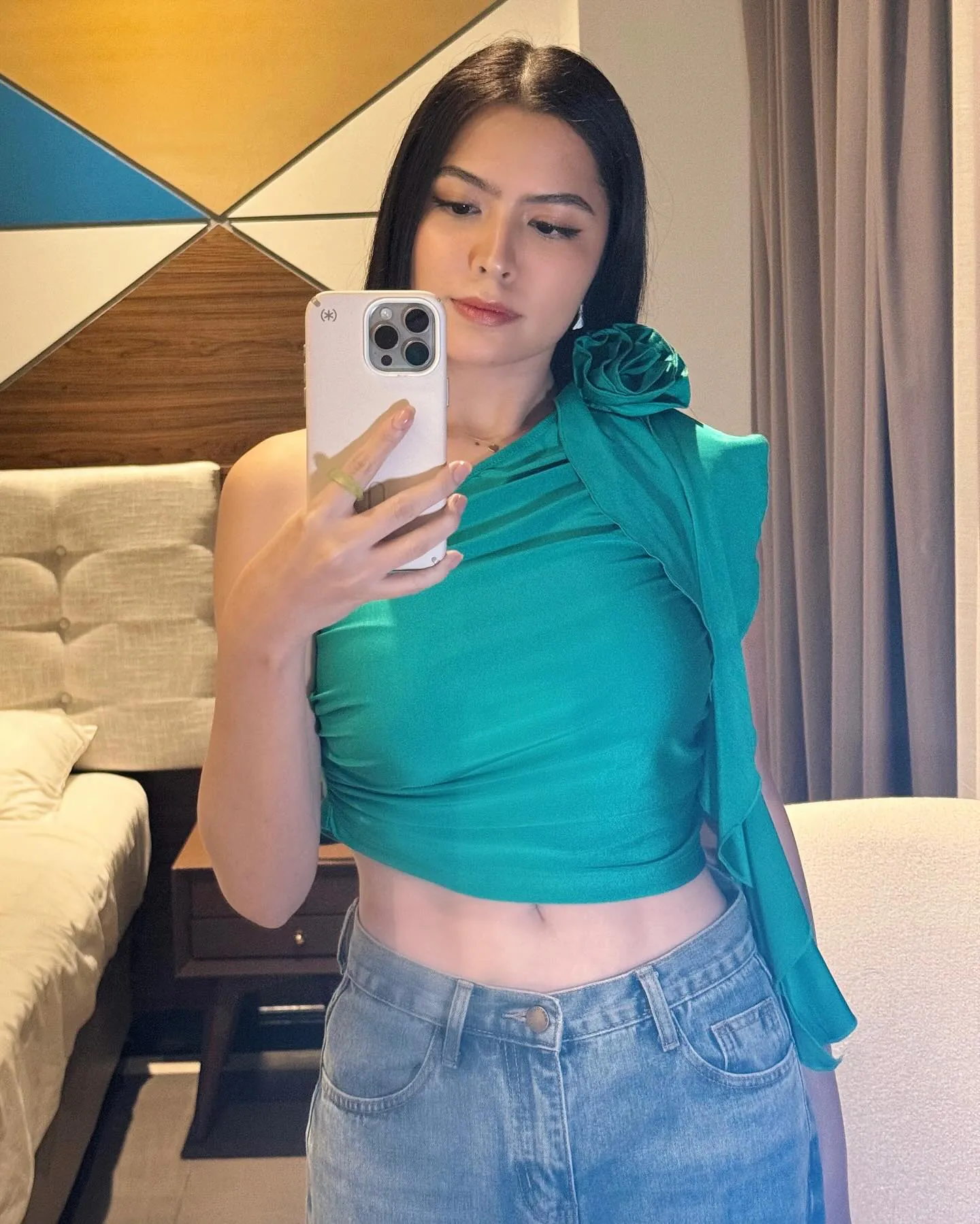 Alexa Ilacad - alexa-ilacad-22.webp